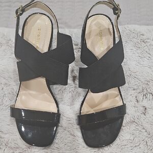 Liz Claiborne Black Cross-Strap Sandals